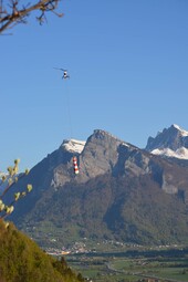 Transport by helicopter