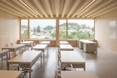Wooden classroom 
photo ©Primula Bosshard