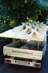 Delivery folded support grate