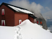 The original Dossen hut